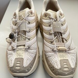 Hoka One One Cream and Gray Sneakers